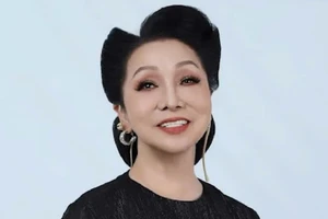 Phía NSND Bạch Tuyết nói gì trước thông tin 'không có bằng tiến sĩ thật'? 