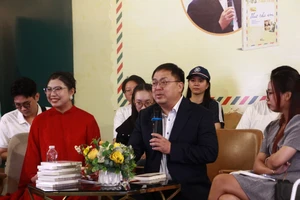 'Thư cho em': Câu chuyện tình yêu đẹp của quân nhân thời đạn bom