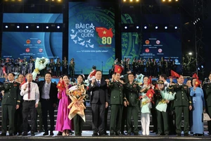 TP.HCM: Ấm áp chương trình 'Bài ca không quên' 