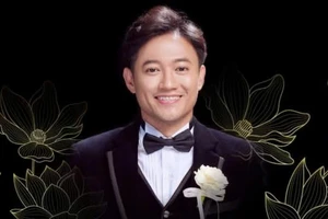 Khán giả, đồng nghiệp nghẹn ngào đến viếng diễn viên Quý Bình 