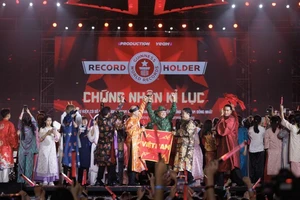 Concert 'Anh trai vượt ngàn chông gai': Xác lập kỷ lục Guinness, sẽ có phim tài liệu được công chiếu