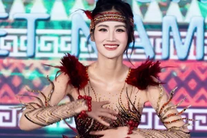 Hoa hậu Ý Nhi đem trang phục và vũ điệu Tây Nguyên tranh tài tại Miss World 2025