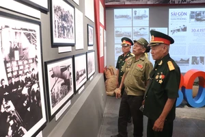 Trưng bày chuyên đề 'Từ Hiệp định Paris đến Đại thắng mùa Xuân 1975'