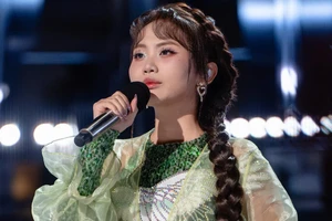 Phương Mỹ Chi đưa văn hoá Việt lên sân khấu 'Sing! Asia 2025', nhận lời khen từ Tô Hữu Bằng