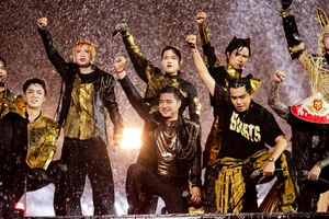 Concert Anh trai vượt ngàn chông gai: Mưa lớn, cúp điện và nước mắt của các anh tài