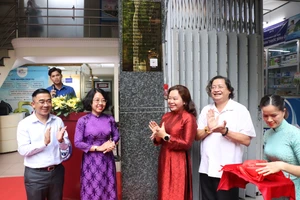 TP.HCM: Gắn bảng di tích lịch sử quốc gia tại trụ sở báo Dân Chúng