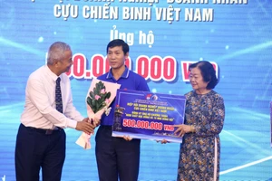 11 năm thành lập CLB Vì Hoàng Sa - Trường Sa thân yêu: Gây quỹ học bổng hơn 5,5 tỉ đồng