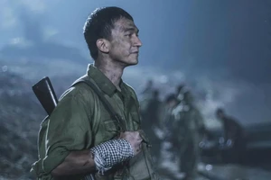 Phim 'Mưa đỏ' vượt 600 tỉ đồng, kỷ lục về doanh thu của phim Việt 