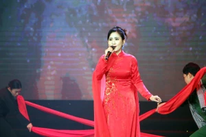 Ca sĩ Tùng Dương cùng các nghệ sĩ tranh tài tại Liên hoan Âm nhạc toàn quốc mở rộng 2025