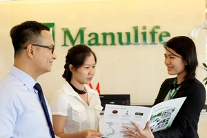 Manulife Việt Nam đón nhận nhiều giải thưởng