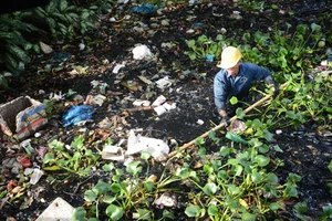 Quản lý chất thải rắn sinh hoạt