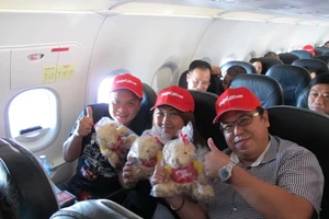 Vietjet mở hai đường bay mới đến Bangkok, Busan 
