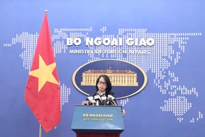 Lời mời việc nhẹ lương cao và việc hơn 100 công dân Việt Nam bị Campuchia trục xuất