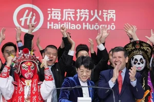 Cổ phiếu công ty sở hữu chuỗi nhà hàng lẩu Haidilao tăng vọt ngay phiên chào sàn Mỹ