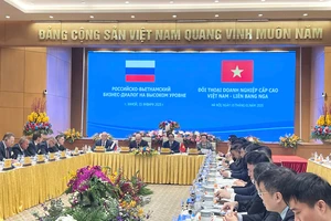 Thủ tướng Việt Nam và Liên bang Nga đối thoại với đại diện doanh nghiệp 2 nước