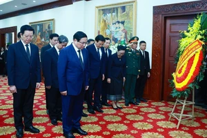 Thủ tướng Phạm Minh Chính sẽ dự Lễ truy điệu nguyên Chủ tịch nước Lào Khamtay Siphandone