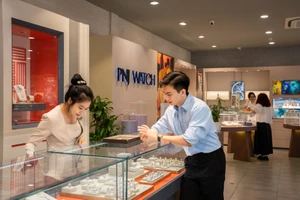 Giá vàng thế giới tăng mạnh trước thềm đối thoại thương mại Mỹ - Trung Quốc 