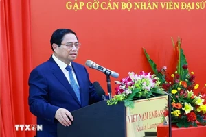 Thủ tướng Phạm Minh Chính gặp gỡ cộng đồng người Việt tại Malaysia 