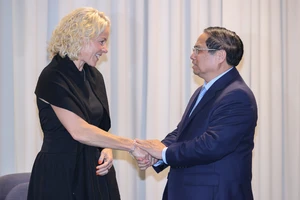 Hàng loạt tập đoàn Thụy Điển cam kết tăng cường đầu tư vào ngành dệt may Việt Nam 