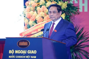 Thủ tướng Phạm Minh Chính: Mỗi cán bộ ngoại giao là một chiến sĩ tiên phong