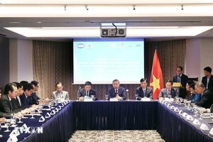 Tổng Bí thư Tô Lâm gặp Mạng lưới Đổi mới sáng tạo Việt Nam tại Hàn Quốc