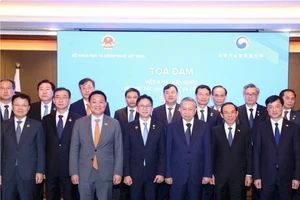 Tổng Bí thư: Hợp tác khoa học công nghệ là một trụ cột quan trọng nâng tầm quan hệ Việt-Hàn