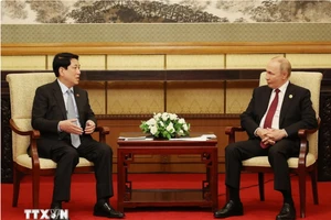 Chủ tịch nước Lương Cường hội kiến Tổng thống Nga Vladimir Putin