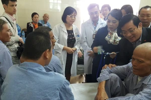 Kỷ luật 7 cán bộ Bệnh viện K vì vòi vĩnh người bệnh 