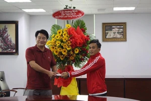 Thợ sửa xe được minh oan cám ơn báo Pháp Luật TP.HCM