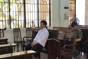 Thuê xe đi cầm cố, lãnh 15 năm tù