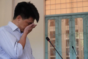 Uống rượu, phê ma túy, lái container và hậu quả tàn khốc