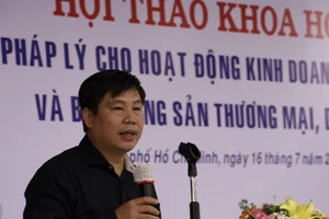 Chuyên gia: Nhiều rủi ro với người mua căn hộ chung cư