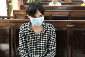 Lãnh 3 năm tù vì lên mạng mua tiền giả bán kiếm lời