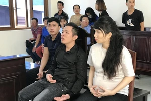 Nữ bị cáo mang thai tháng thứ 9 bị phạt 7 năm tù
