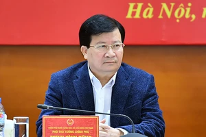 Phó thủ tướng: Dừng nhận chìm, chất nạo vét để lấn biển