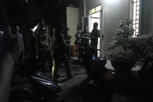 Nổ súng vào nhóm đi 'bão', một thanh niên trúng đạn tử vong 