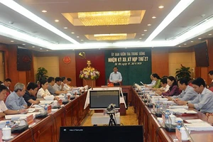 UBKT Trung ương khai trừ,cách chức hàng loạt cán bộ, lãnh đạo 