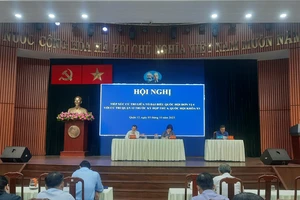 Cử tri hỏi, ĐBQH trả lời về đề xuất 'lái xe máy, ô tô cá nhân vẫn khám sức khỏe định kỳ'