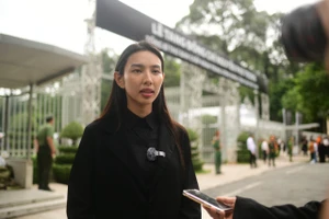 Nhiều hoa hậu, nghệ sĩ đến viếng Tổng Bí thư Nguyễn Phú Trọng