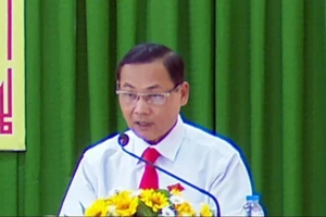 Hậu Giang miễn nhiệm chức Chủ tịch HĐND huyện đối với ông Võ Văn Tỏ