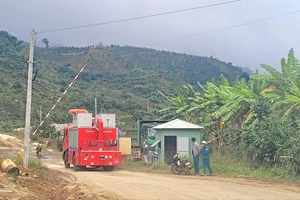 Vụ tai nạn ở Thủy điện Đăk Mi 1: Dùng máy bơm hút nước tìm 2 công nhân mất tích 