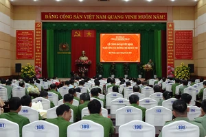 9 đại tá và 14 thượng tá Công an tỉnh Bình Thuận xin nghỉ hưu trước tuổi