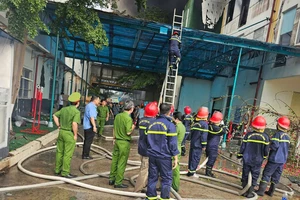 Tiền Giang: Cháy lớn tại 1 công ty thuộc Khu công nghiệp Tân Hương 