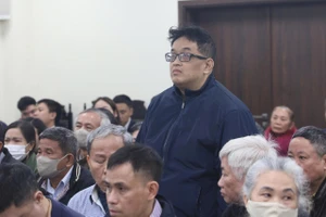 Đang xét xử vụ cựu viện trưởng Viện Y dược học dân tộc TP.HCM bị cáo buộc nhận hối lộ 47 tỉ đồng 