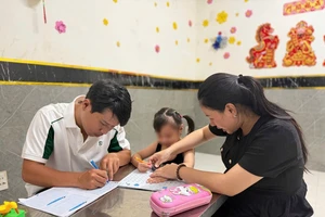 Thêm 1 vụ bị khởi tố vì lấy vợ trẻ con