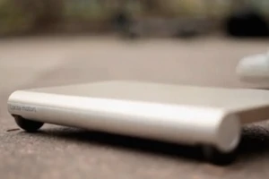 Ván trượt tự động “siêu nhỏ” đến từ Nhật Bản