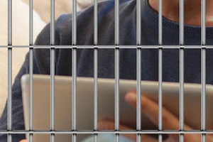 Tù nhân được cung cấp iPad để gặp gỡ gia đình