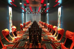 Lộ diện phòng máy 'khủng' nhất miền Bắc