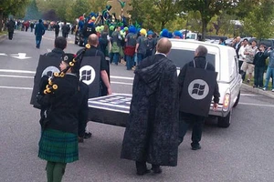 Thị trường Windows Phone tụt dốc thê thảm