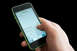 Hẹn giờ gửi tin nhắn SMS và email trên iOS